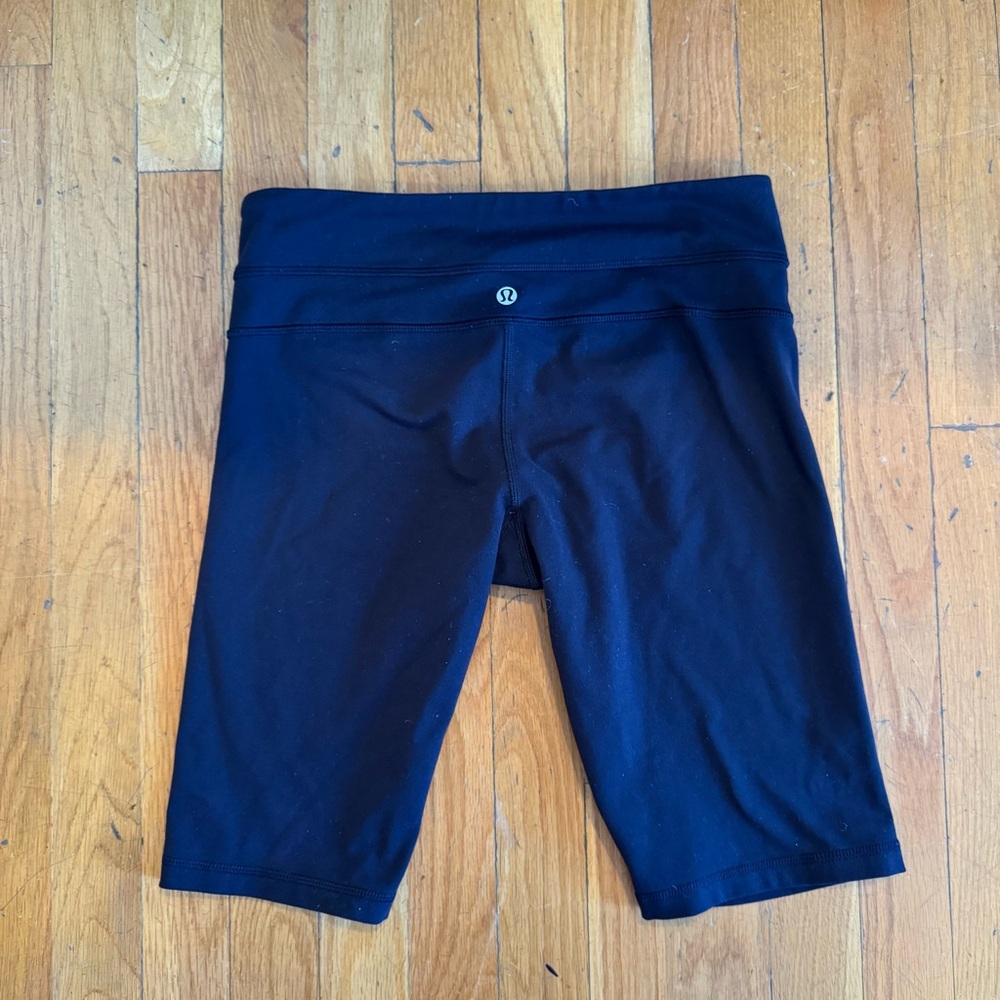 Lululemon Groove Shorts